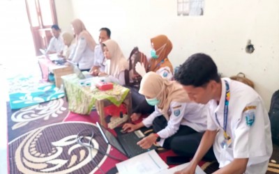 Dinas Kesehatan Kabupaten Probolinggo UPT PKM Paiton Lakukan Screening Kesehatan di MAIS