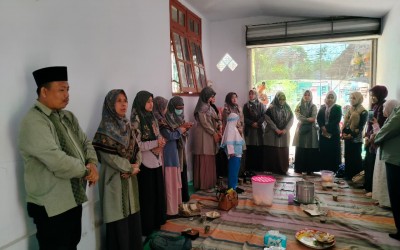 Shalawat Nabi Meriahkan Silaturahmi di Kediaman Bapak Hasim